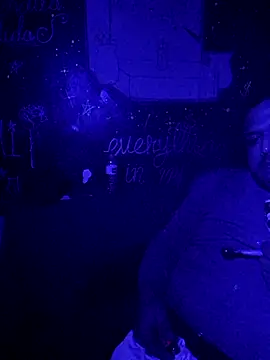 Snapshot of johnboones10 chatting on 11.29.25 johnboones10 online show from 11.29.25