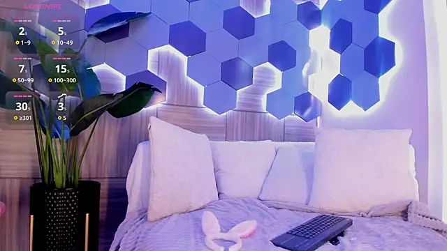 RoxyLior online show from 10.16.25