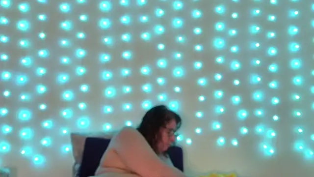 luvely gurl online show from 05.02.26