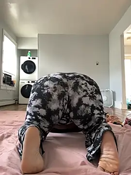 Snapshot of bunbun420247 chatting on 10.07.25 bunbun420247 online show from 10.07.25