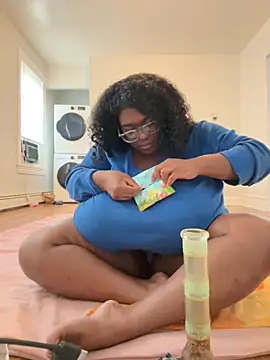 Snapshot of bunbun420247 chatting on 10.13.25 bunbun420247 online show from 10.13.25