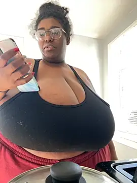 Snapshot of bunbun420247 chatting on 10.21.25 bunbun420247 online show from 10.21.25