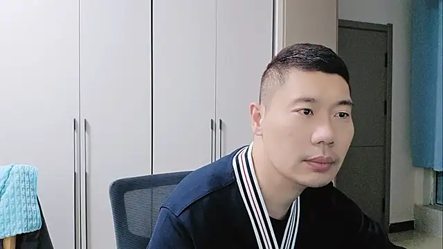 Snapshot of Buryerry-B chatting on 09.22.25 Buryerry-B online show from 09.22.25