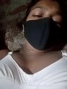 Snapshot of vandana_babi chatting on 10.17.25 vandana babi online show from 10.17.25