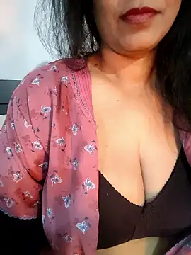 Deepa Sharma143 online show from 02.08.26