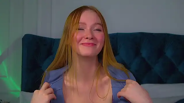 AgataFoxley online show from 11.22.25