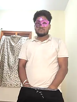 Family02 online show from 09.16.25