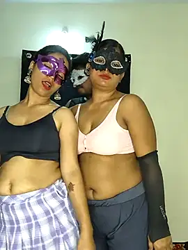 Family02 online show from 10.17.25