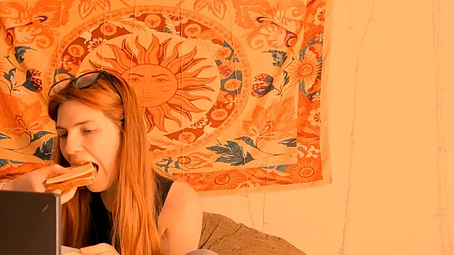 AliceCUNTach online show from 06.10.26