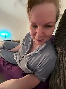 aussiepeaches online show from 06.12.26
