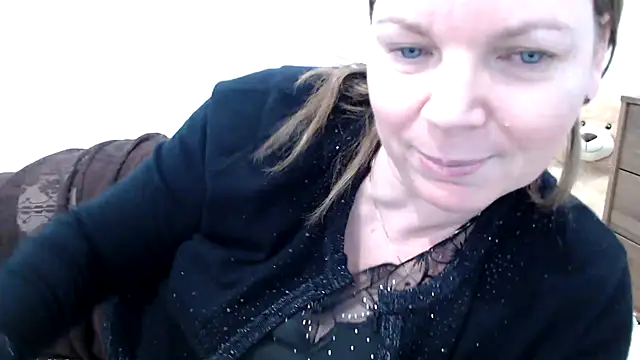 aussiepeaches online show from 07.27.26