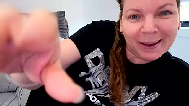 aussiepeaches online show from 07.28.26