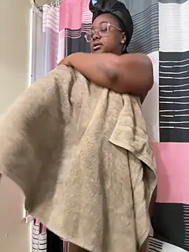 Milkcoco online show from 11.11.25