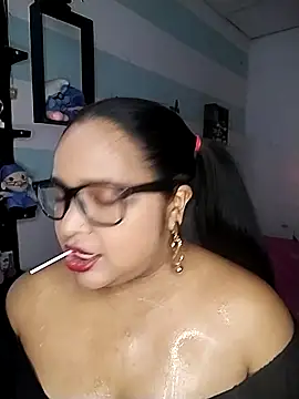 Angelly ricura online show from 10.23.25