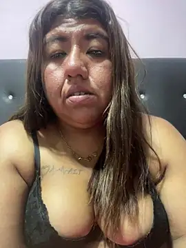 Snapshot of Wenlop chatting on 09.28.25 Wenlop online show from 09.28.25