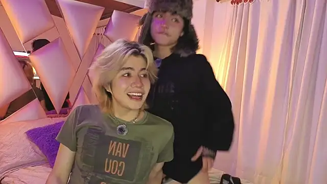 Snapshot of Vamps_Lovers chatting on 09.10.25 Vamps Lovers online show from 09.10.25