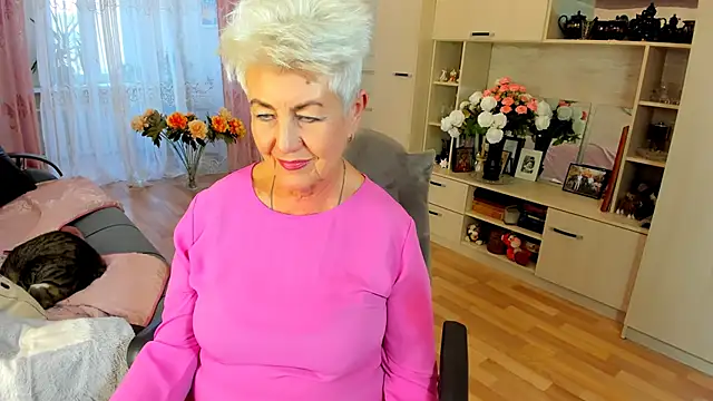 HotandMature online show from 03.12.26