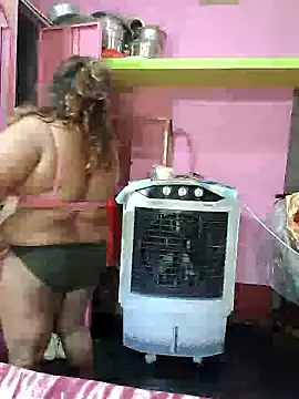 Snapshot of hotbhabhi011 chatting on 10.11.25 hotbhabhi011 online show from 10.11.25