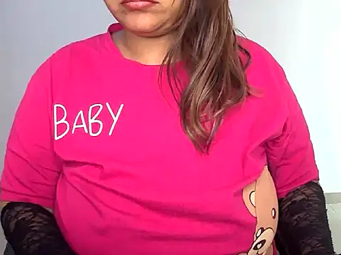 Snapshot of mrymlove chatting on 11.14.25 mrymlove online show from 11.14.25