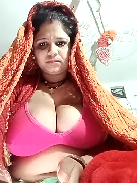 Snapshot of Rani_sahiba chatting on 02.22.26 Rani sahiba online show from 02.22.26