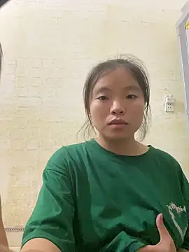 Snapshot of viluna chatting on 10.10.25 viluna online show from 10.10.25