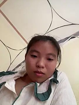 Snapshot of viluna chatting on 12.02.25 viluna online show from 12.02.25