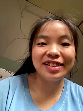 Snapshot of viluna chatting on 12.04.25 viluna online show from 12.04.25