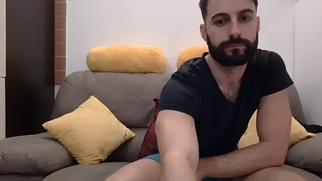 Snapshot of Amicisegreti chatting on 12.02.25 Amicisegreti online show from 12.02.25