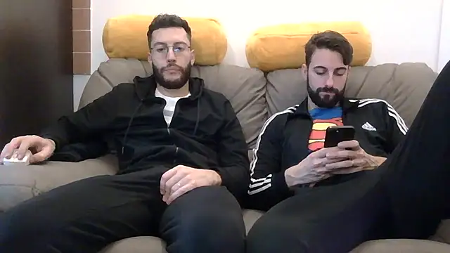 Amicisegreti online show from 01.19.26