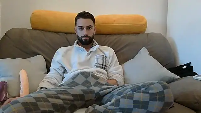 Amicisegreti online show from 02.21.26