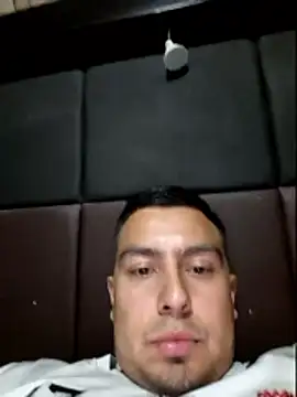 Snapshot of Aaia93 chatting on 01.08.26 Aaia93 online show from 01.08.26