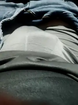 Snapshot of Aaia93 chatting on 03.13.26 Aaia93 online show from 03.13.26