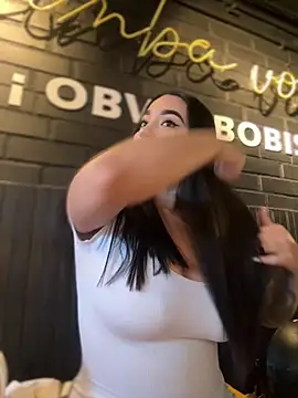 SofiaWildee online show from 01.18.26