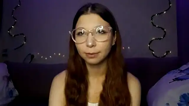 MiaamaLoveLyslt online show from 09.10.25