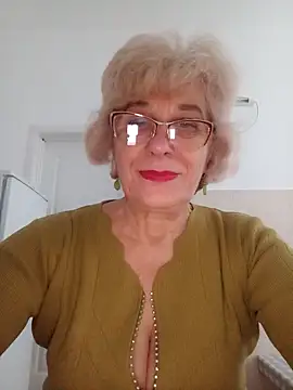 52MiaLove02 online show from 11.06.25