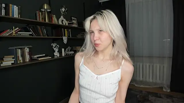 ErinBissonnette online show from 04.23.26