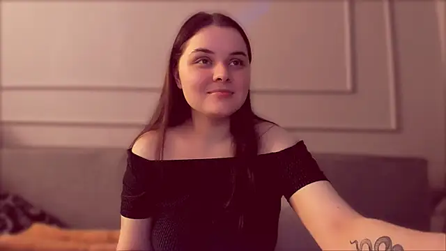 Snapshot of Isabellaprincess chatting on 10.17.25 Isabellaprincess online show from 10.17.25