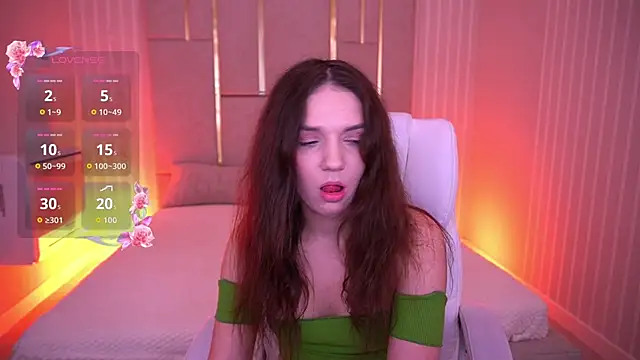 Snapshot of MirielleNymph chatting on 11.03.25 MirielleNymph online show from 11.03.25