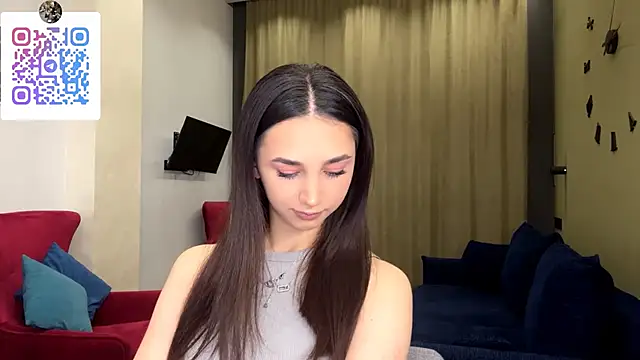 LinaMour online show from 02.05.26