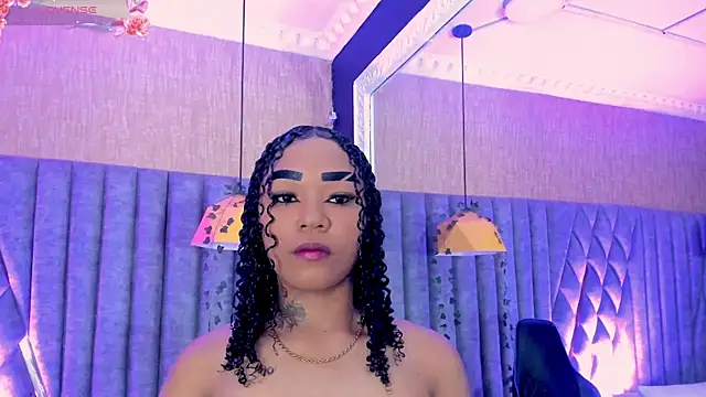 SkylerBloomm online show from 07.01.26