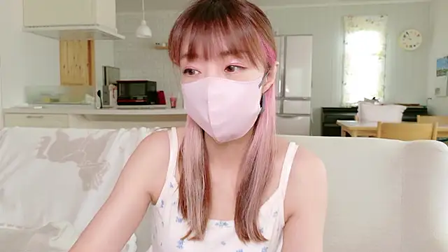 Snapshot of SUZU_1201 chatting on 09.14.25 SUZU 1201 online show from 09.14.25