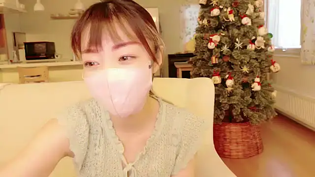 Snapshot of SUZU_1201 chatting on 11.10.25 SUZU 1201 online show from 11.10.25