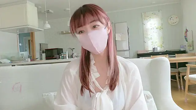 SUZU 1201 online show from 04.23.26