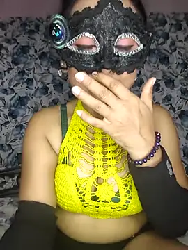 Snapshot of yours_sugar_babe chatting on 05.11.26 yours sugar babe online show from 05.11.26