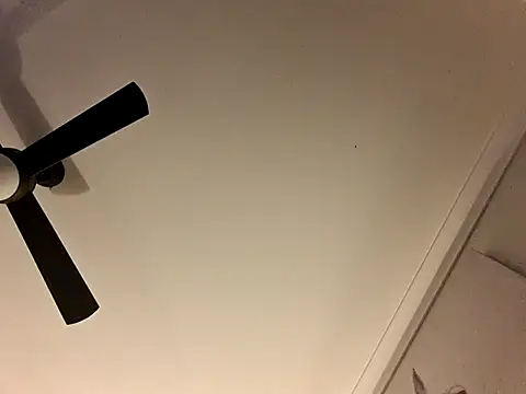 Snapshot of brokecountrylads chatting on 11.04.25 brokecountrylads online show from 11.04.25