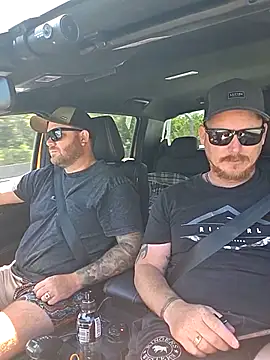 Snapshot of brokecountrylads chatting on 02.05.26 brokecountrylads online show from 02.05.26