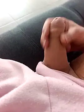 Snapshot of kirikou0644 chatting on 03.11.26 kirikou0644 online show from 03.11.26