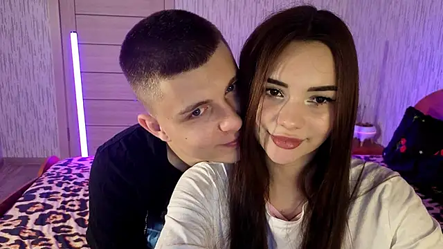 Snapshot of Denisx444 chatting on 11.12.25 Denisx444 online show from 11.12.25