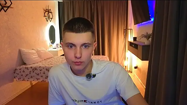 Snapshot of Denisx444 chatting on 02.18.26 Denisx444 online show from 02.18.26