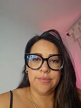 Nicoleefaith  online show from 04.25.26
